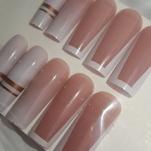 Cute Press On Nails - Picture 2 of 2